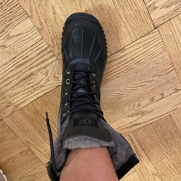 UGG boots - Picture 7 of 16